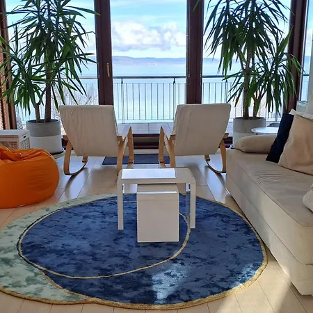 Panoramic Art With Jacuzzi Apartament