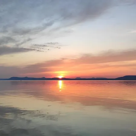 Apartment Panoramic Art With Jacuzzi