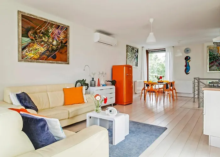 Panoramic Art With Jacuzzi Lägenhet Balatonlelle